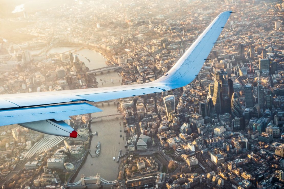 Fly over London sentrum